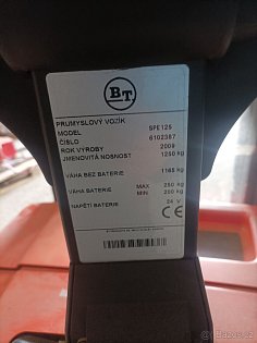 Ručně vedený elektrický vozík Toyota